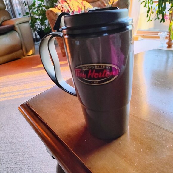 Tim Hortons travel mug used vintage, clean, - Picture 4 of 5